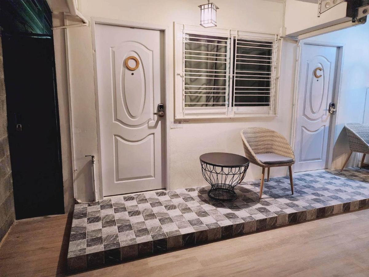Canal View Lo-Ha Guest House, Contactless Check-In Bangkok Luaran gambar