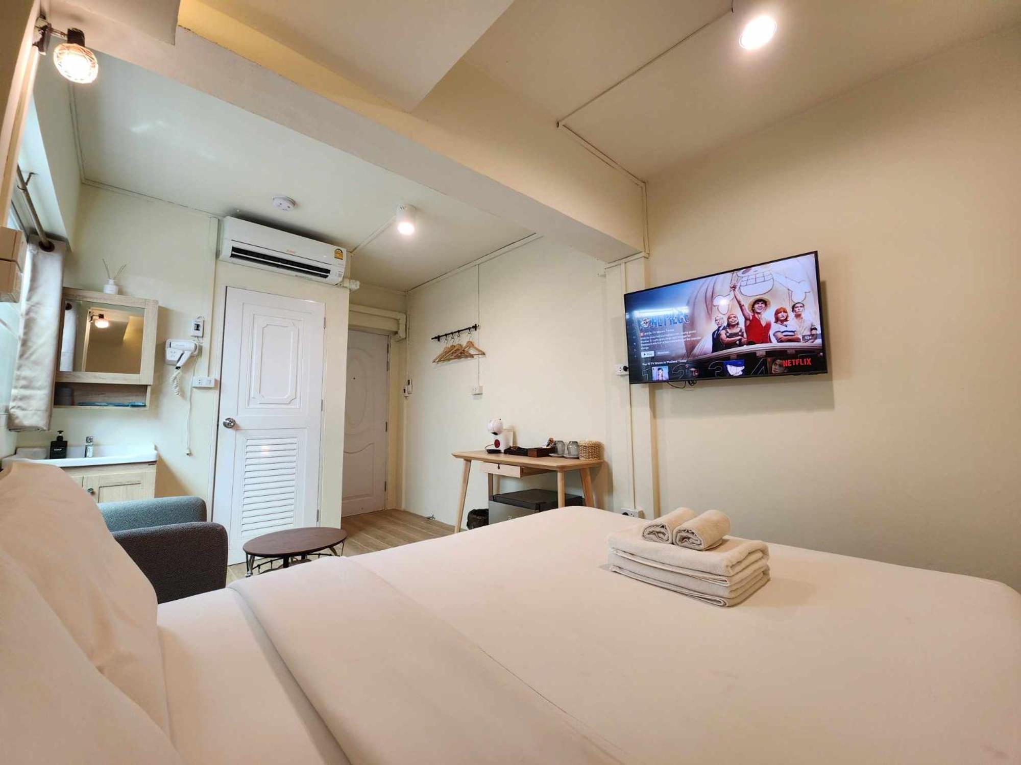 Canal View Lo-Ha Guest House, Contactless Check-In Bangkok Luaran gambar